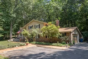 1021 Hol Hi Dr, Kalamazoo, MI 49008 - Photo 3