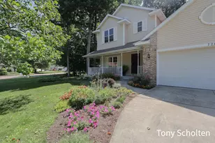 7260 Oaklane Ct, Hudsonville, MI 49426 - Photo 3