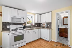 8705 Je-Ne-Be Dr NE, Rockford, MI 49341 - Photo 3