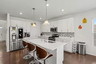 8580 Pioneer St, Washington, MI 48094 - Photo 11