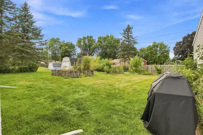 2069 Packard Highway, Charlotte, MI 48813 - Photo 21