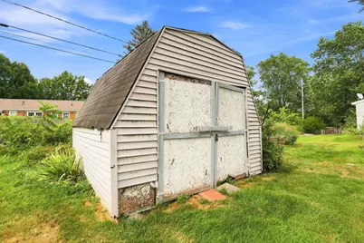 2069 Packard Highway, Charlotte, MI 48813 - Photo 23