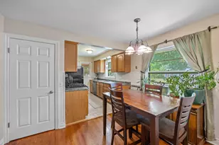 2100 Cambridge Dr SE, Grand Rapids, MI 49506 - Photo 7