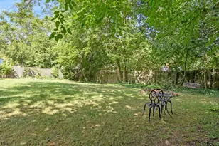2100 Cambridge Dr SE, Grand Rapids, MI 49506 - Photo 23