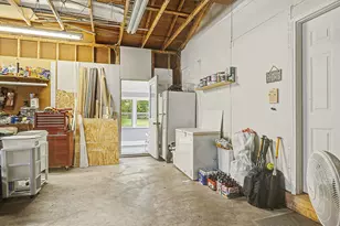 6315 Bishop Rd, Lansing, MI 48911 - Photo 35