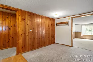 167 W Brooks St, Newaygo, MI 49337 - Photo 9