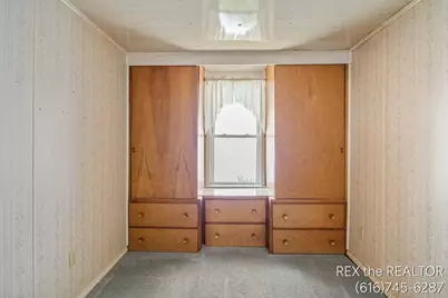 167 W Brooks Street, Newaygo, MI 49337 - Photo 13