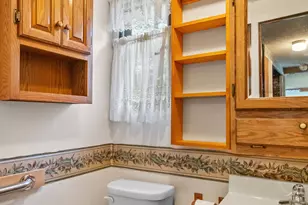 167 W Brooks St, Newaygo, MI 49337 - Photo 25