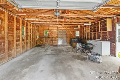167 W Brooks Street, Newaygo, MI 49337 - Photo 33