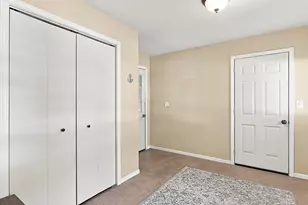 1063 Hazel St, South Haven, MI 49090 - Photo 25