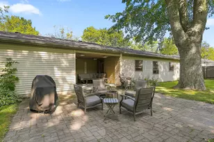 1063 Hazel St, South Haven, MI 49090 - Photo 33
