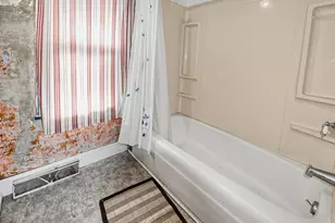 1701 13th Ave, Menominee, MI 49858 - Photo 9