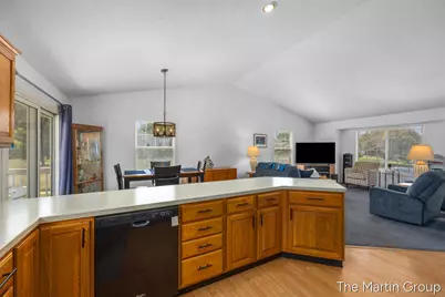 1930 Mullins Avenue NW, Grand Rapids, MI 49534 - Photo 7