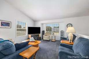 1930 Mullins Ave NW, Grand Rapids, MI 49534 - Photo 5