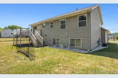 1930 Mullins Avenue NW, Grand Rapids, MI 49534 - Photo 27