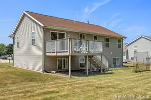 1930 Mullins Ave NW, Grand Rapids, MI 49534 - Photo 25
