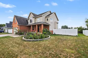 8344 Jack Pine Cir, Ypsilanti, MI 48197 - Photo 3