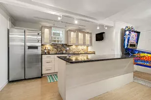 9 E Heatheridge St, Ann Arbor, MI 48104 - Photo 37
