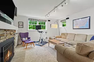9 E Heatheridge St, Ann Arbor, MI 48104 - Photo 35