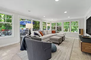 9 E Heatheridge St, Ann Arbor, MI 48104 - Photo 21