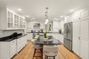 9 E Heatheridge St, Ann Arbor, MI 48104 - Photo 11