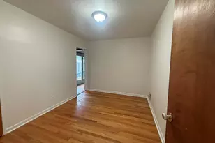 29671 Macintyre St, Livonia, MI 48150 - Photo 5