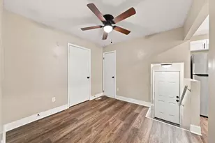 615 N Pleasant St, Jackson, MI 49202 - Photo 23