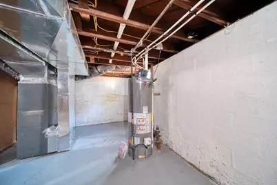 615 N Pleasant Street, Jackson, MI 49202 - Photo 31