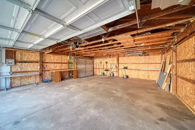 615 N Pleasant Street, Jackson, MI 49202 - Photo 35