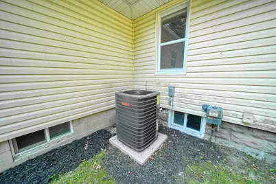 615 N Pleasant Street, Jackson, MI 49202 - Photo 41