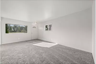 2478 River Drive, Lincoln Park, MI 48146 - Photo 11