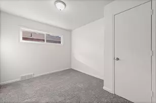 2478 River Dr, Lincoln Park, MI 48146 - Photo 17