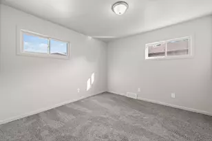 2478 River Dr, Lincoln Park, MI 48146 - Photo 15