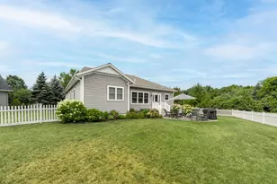 341 Parkside Ln, Douglas, MI 49406 - Photo 37