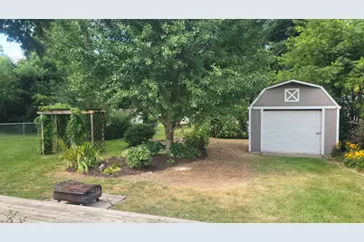 45750 Hull Road, Belleville, MI 48111 - Photo 9