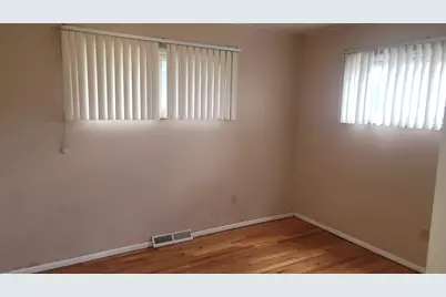 45750 Hull Road, Belleville, MI 48111 - Photo 19