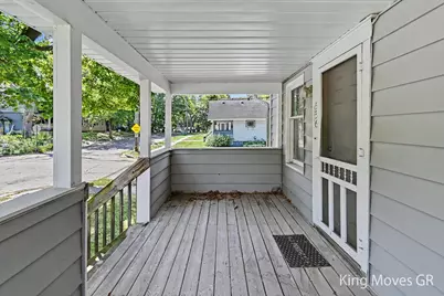 536 Shepard Street, Lansing, MI 48912 - Photo 3