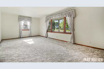 3477 Algonac Drive SW, Grandville, MI 49418 - Photo 3