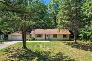 21321 Clear Lake Ave, Battle Creek, MI 49014 - Photo 1