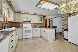 1347 Ferry St, Niles, MI 49120 - Photo 3