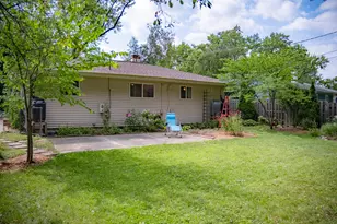 2104 S Circle Dr, Ann Arbor, MI 48103 - Photo 39