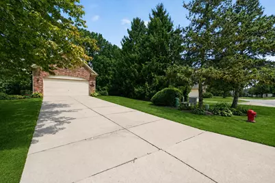 39628 Village Run Drive, Northville, MI 48168 - Photo 9
