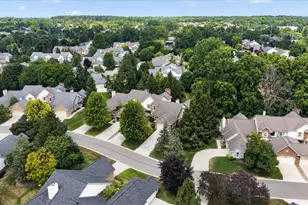 39628 Village Run Dr, Northville, MI 48168 - Photo 63