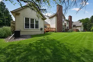 39628 Village Run Dr, Northville, MI 48168 - Photo 13
