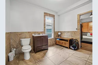 216 E Danaher Street, Ludington, MI 49431 - Photo 15