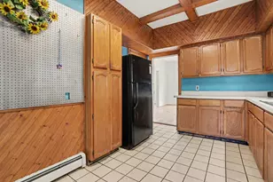 216 E Danaher St, Ludington, MI 49431 - Photo 9