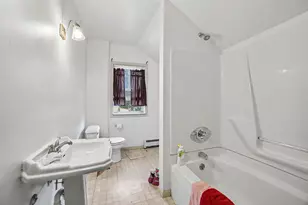 216 E Danaher St, Ludington, MI 49431 - Photo 27