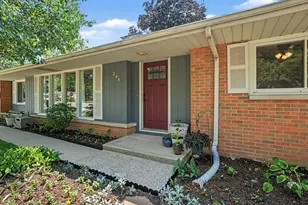 294 W 30th St, Holland, MI 49423 - Photo 3