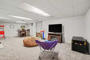 294 W 30th St, Holland, MI 49423 - Photo 25