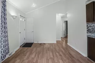 22000 Cunningham Ave, Warren, MI 48091 - Photo 7
